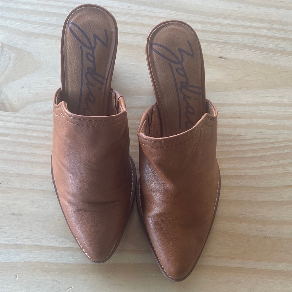 Zodiac Women's  Brown Leather Mules - Picture 2 of 16